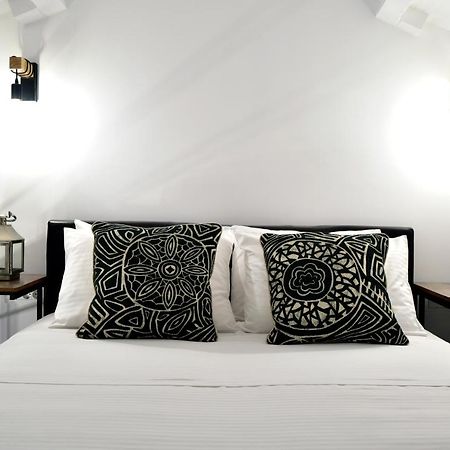 Queen 4 Apartment In The Heart Of The Corfu Historical Old Town Center Екстер'єр фото