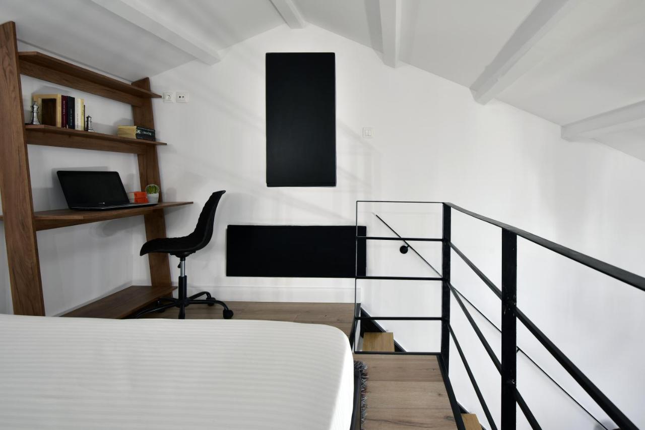Queen 4 Apartment In The Heart Of The Corfu Historical Old Town Center Екстер'єр фото